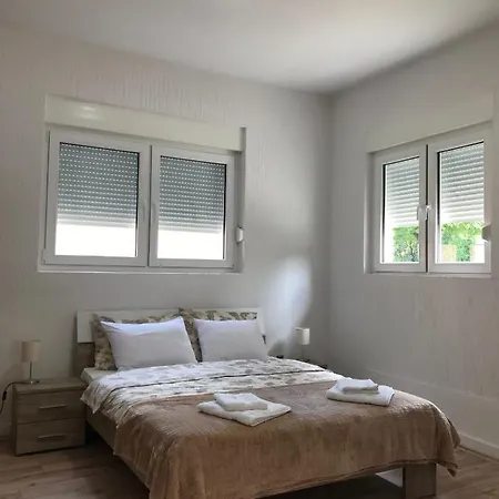 Milojkovic Apartament *