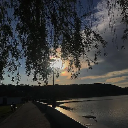 Milojkovic Apartament Golubăţ