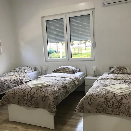Milojkovic Apartament *